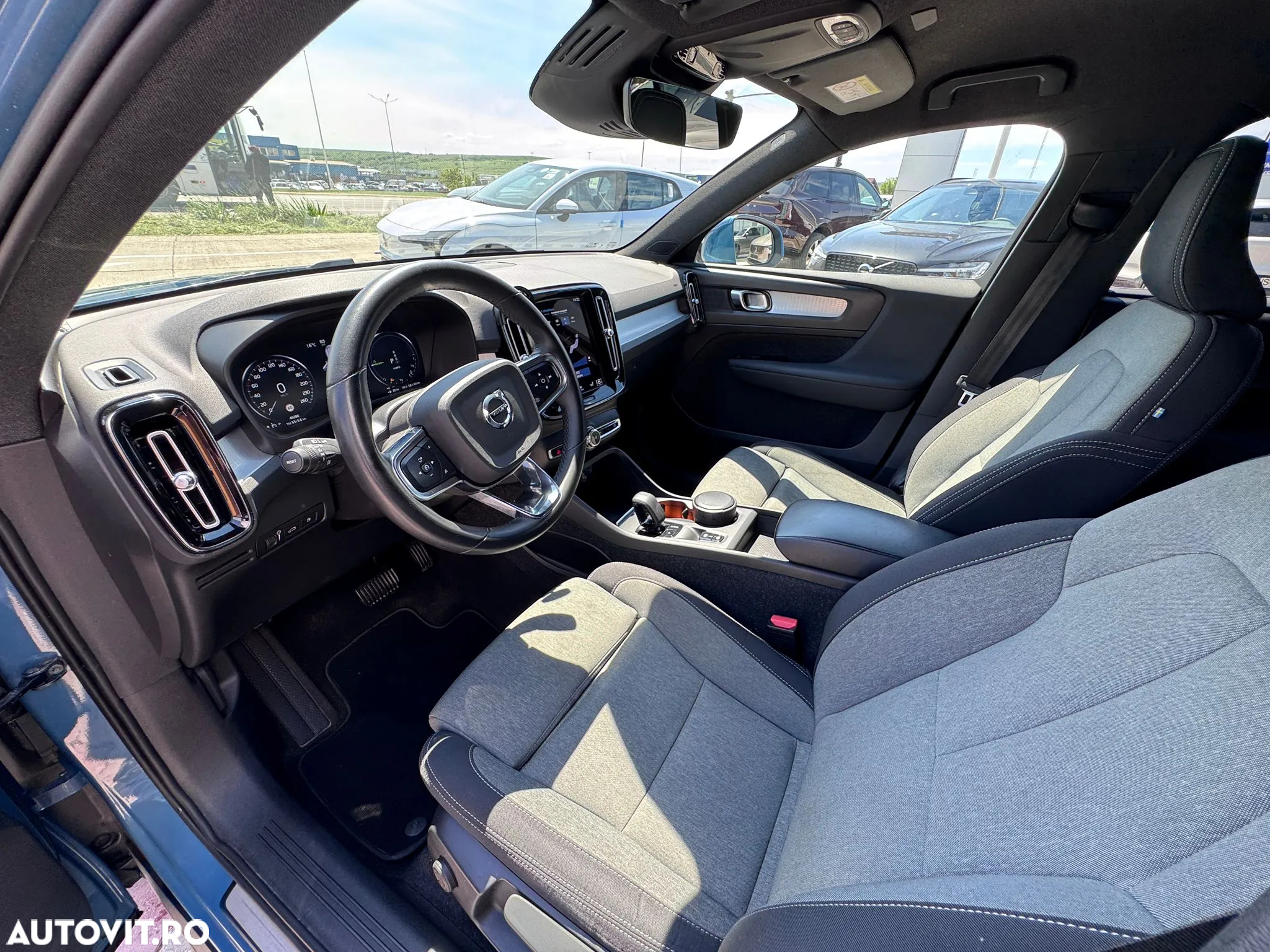 Volvo XC 40 - 4