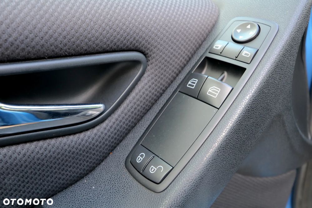 Mercedes-Benz Klasa A 170 Avantgarde - 24