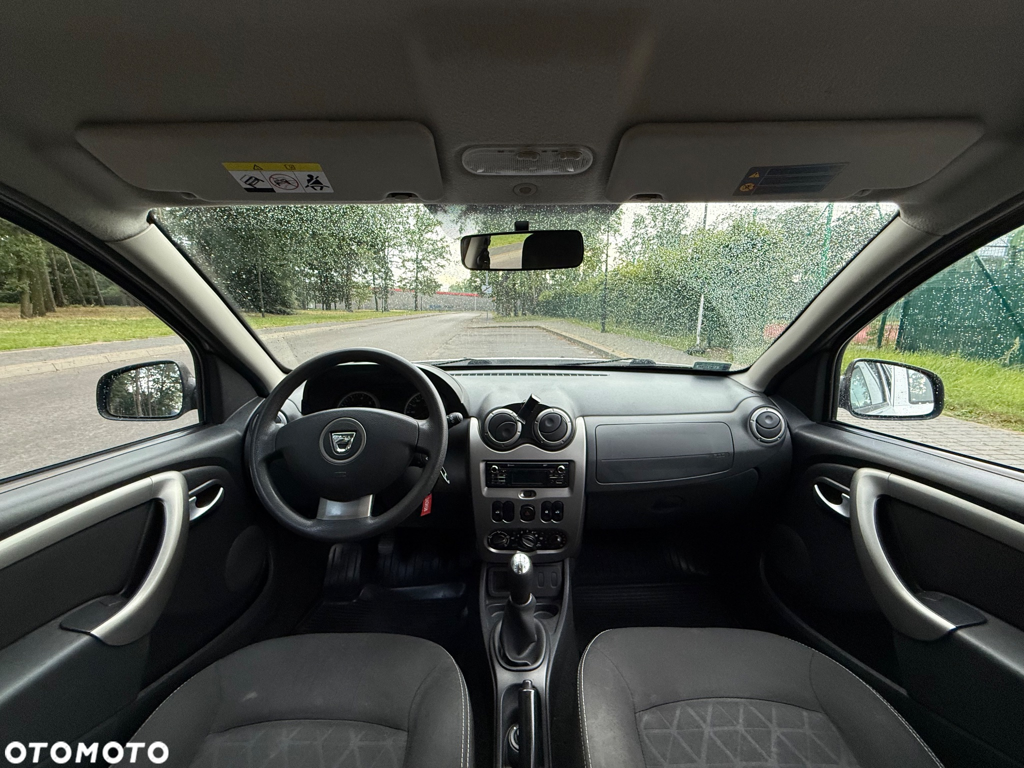 Dacia Duster 1.5 dCi Essential - 10