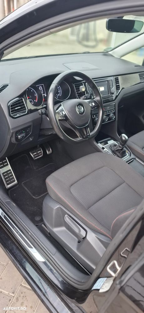 Volkswagen Golf 1.6 TDI DSG Sound - 12