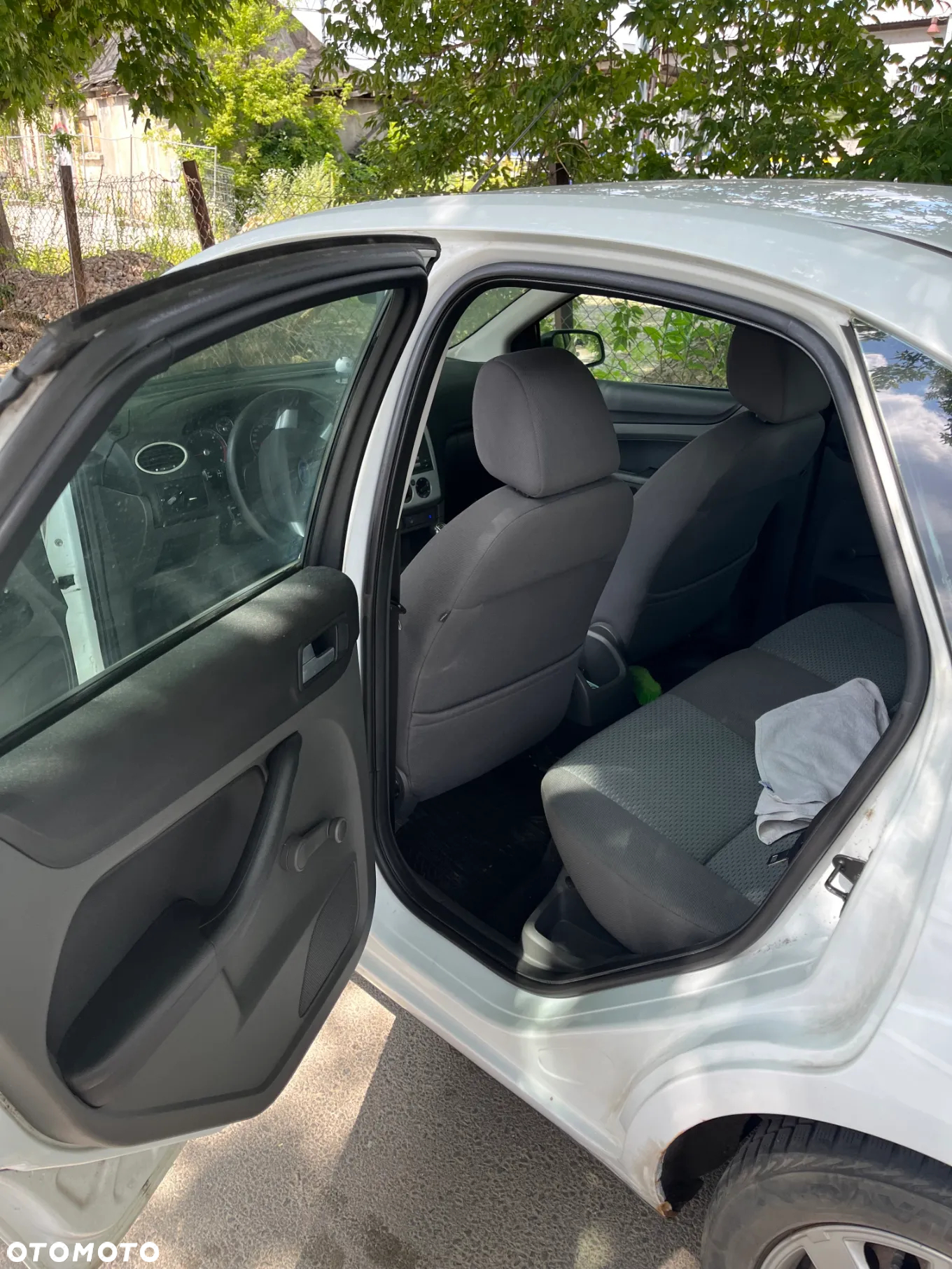 Ford Focus 2.0 TDCi Trend + - 8
