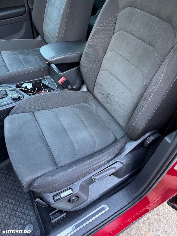 Volkswagen Tiguan - 9