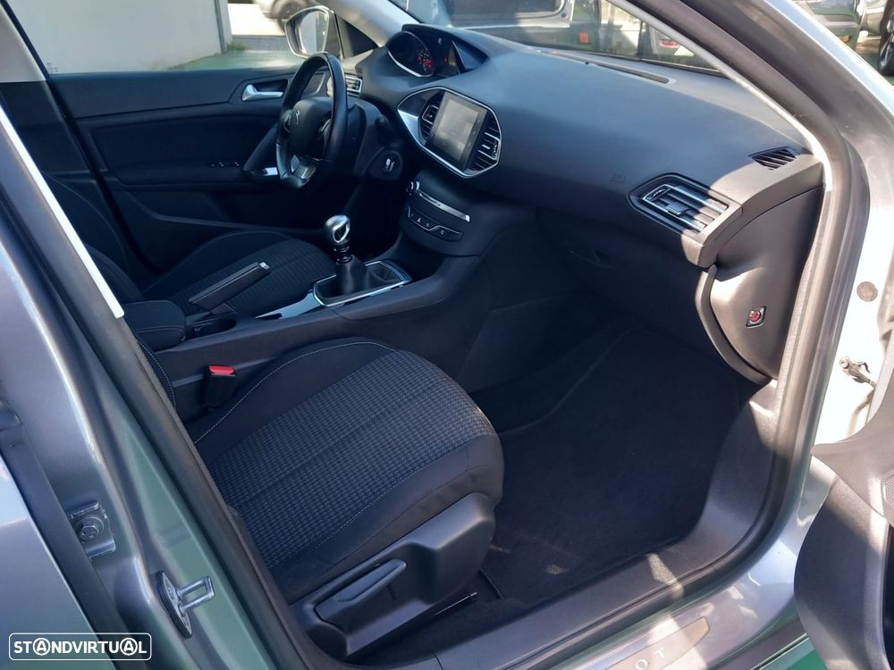 Peugeot 308 SW 1.6 BlueHDi Allure - 10