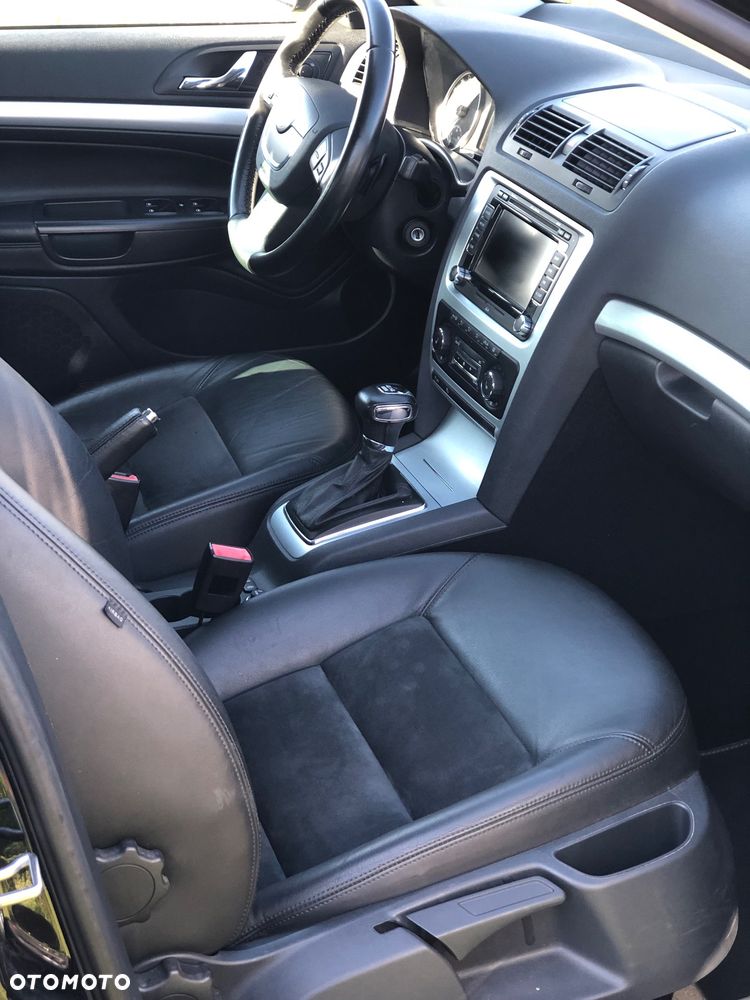 Skoda Octavia 2.0 TDI DPF 4x4 DSG Scout - 24