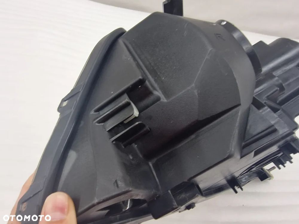 SUZUKI GRAND VITARA II 06- USA PRAWA LAMPA PRZEDNIA PRZÓD , NR KOITO 100-59079 , NR AUKCJI LL457 - 14