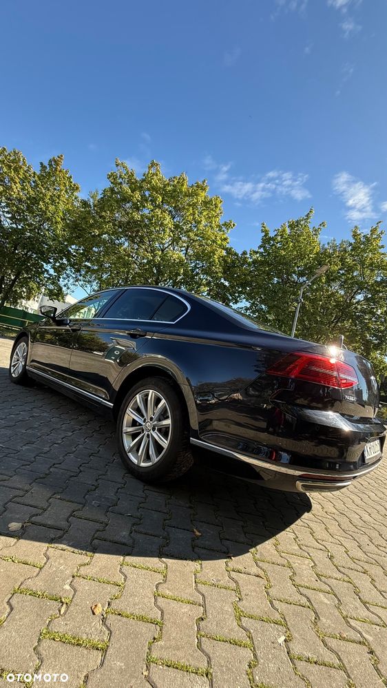 Volkswagen Passat - 3