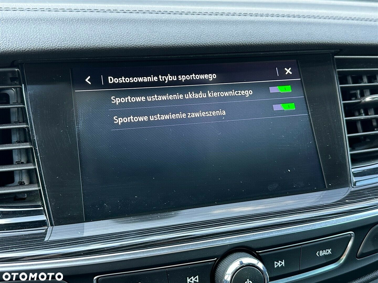 Opel Insignia 1.6 T Elite S&S - 27