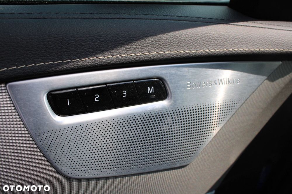 Volvo XC 90 - 7