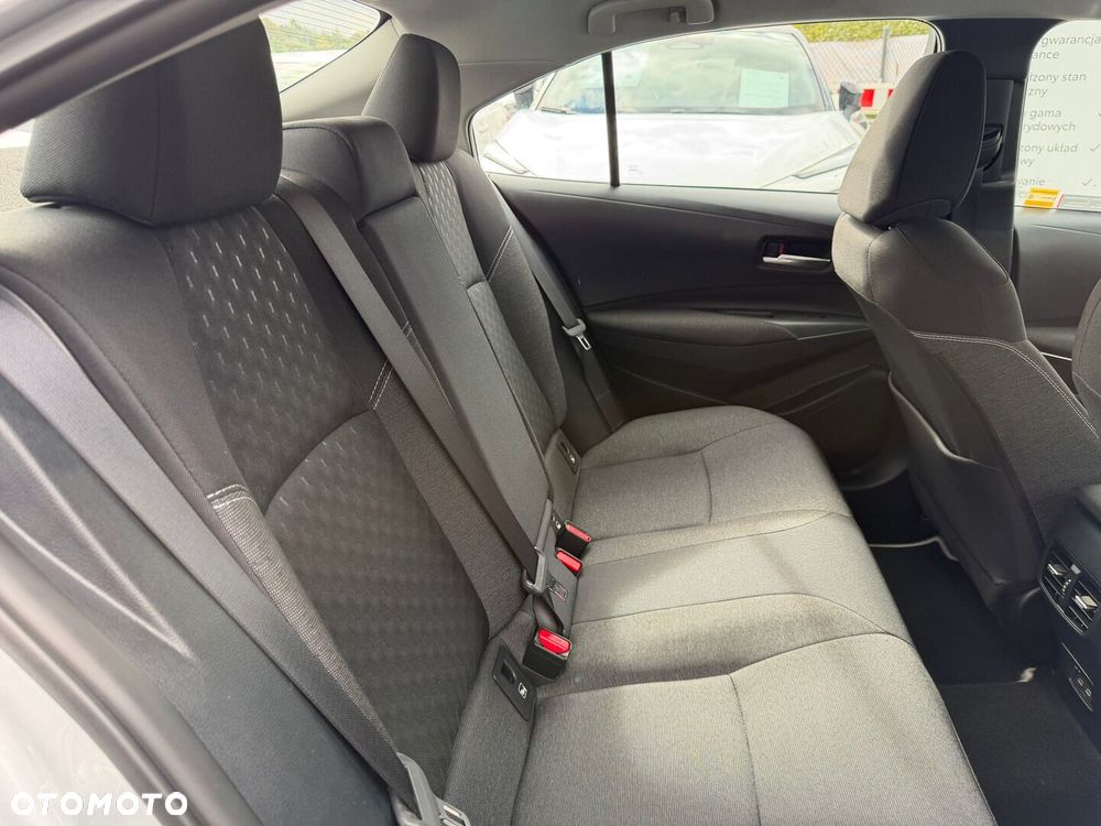 Toyota Corolla 1.8 Hybrid Comfort - 32