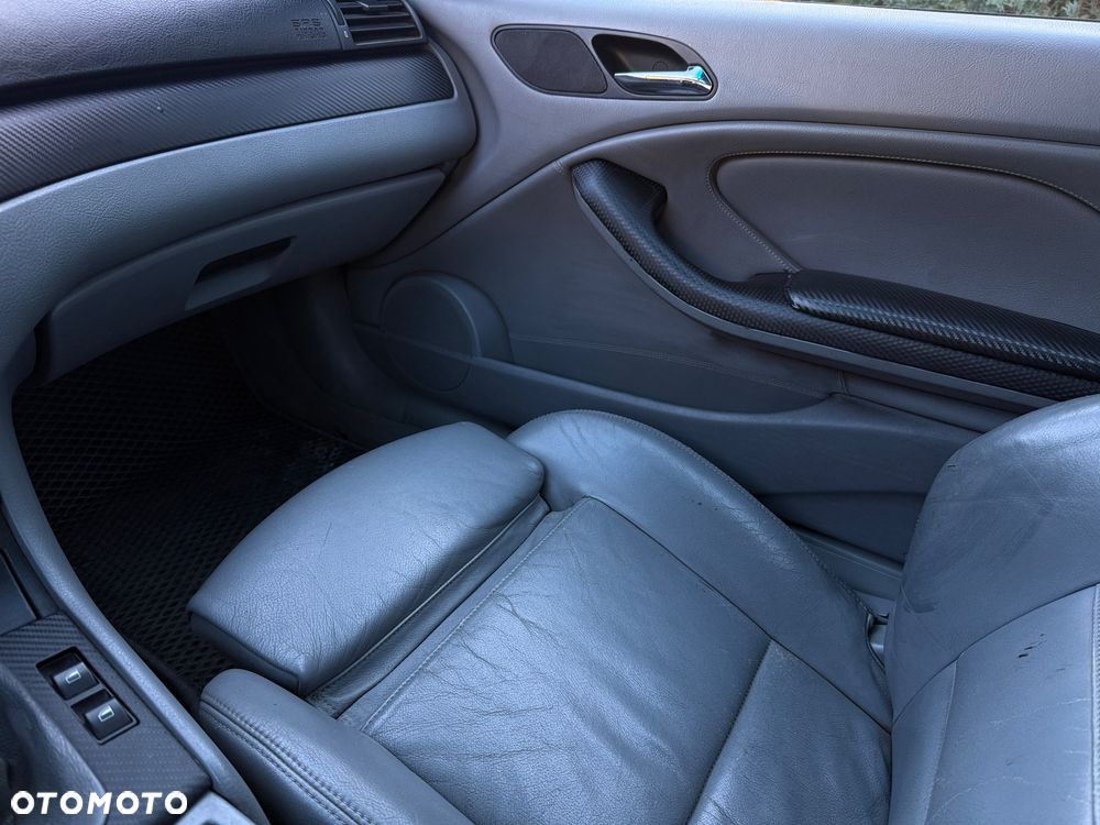 BMW Seria 3 325i - 27