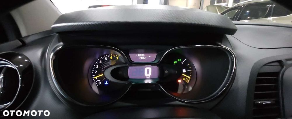 Renault Captur - 9