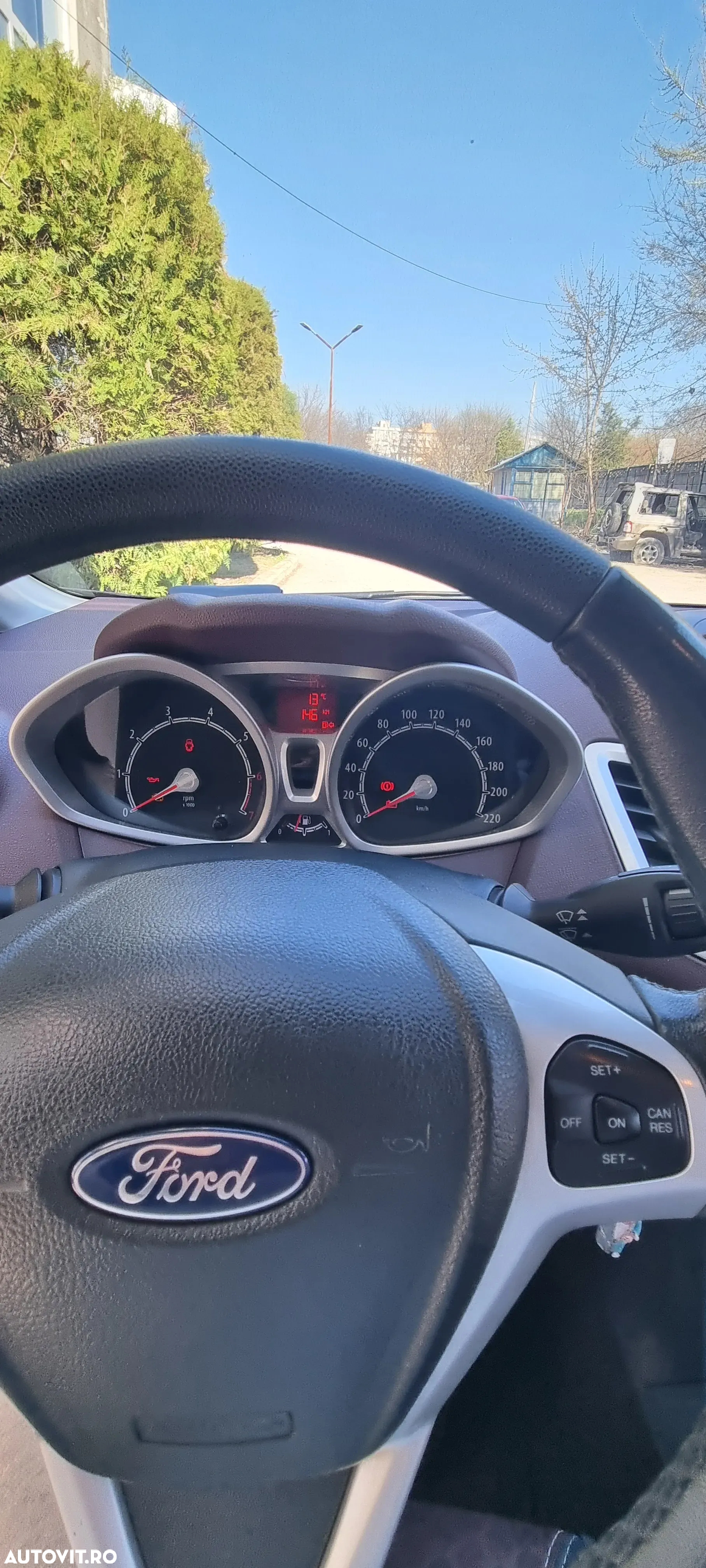 Ford Fiesta 1.25i Titanium - 9