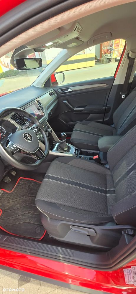 Volkswagen T-Roc 1.0 TSI Active - 25
