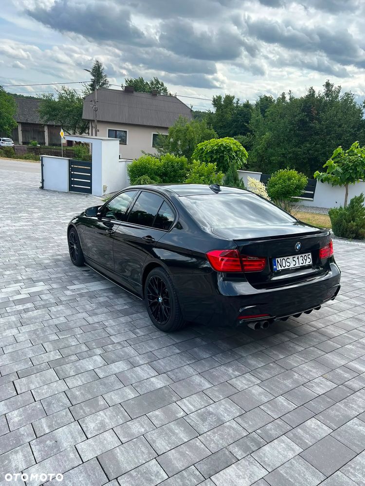 BMW Seria 3 320i xDrive M Sport - 5