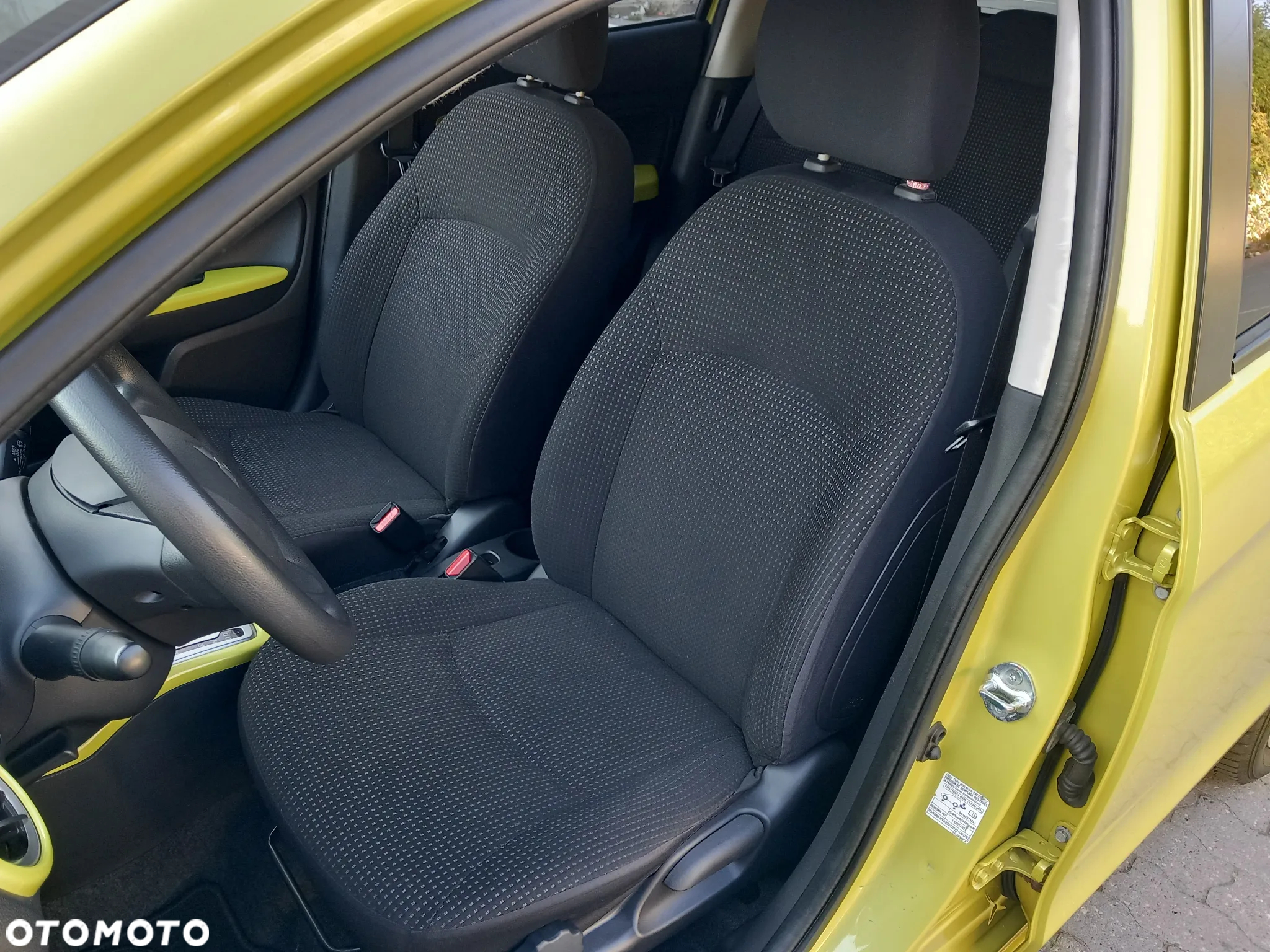 Mitsubishi Space Star 1.2 Clear Tec CVT Klassik Kollektion+ - 9