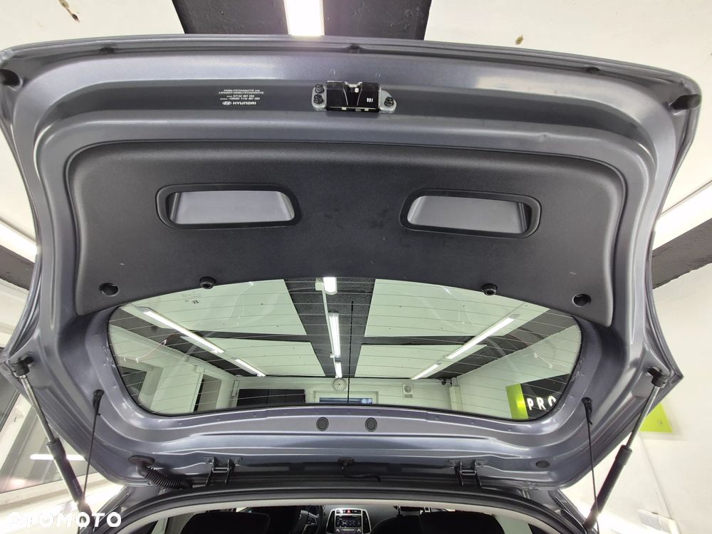 Hyundai i20 1.4 Automatik Comfort - 18