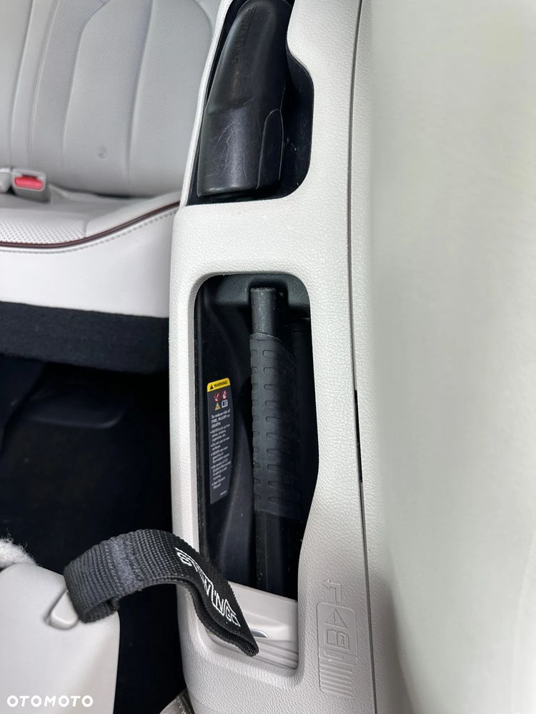 Chrysler Pacifica - 8