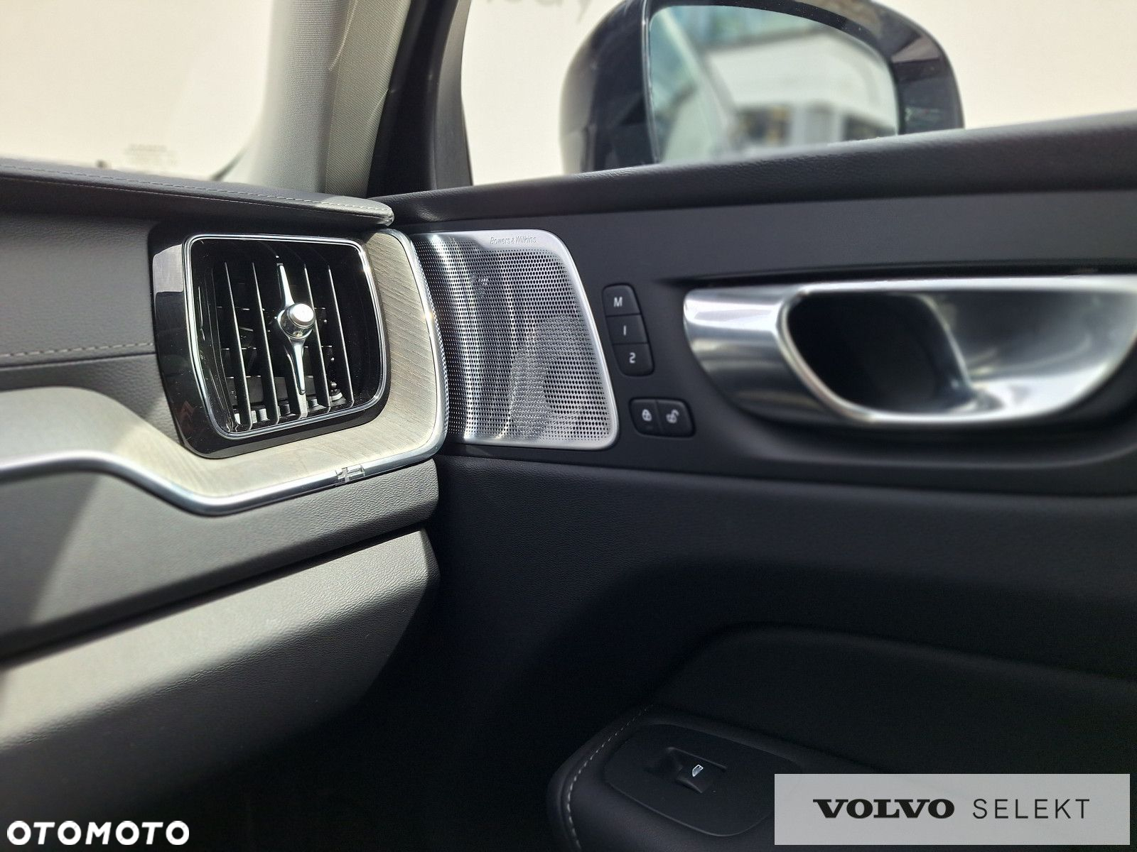 Volvo XC 60 - 29