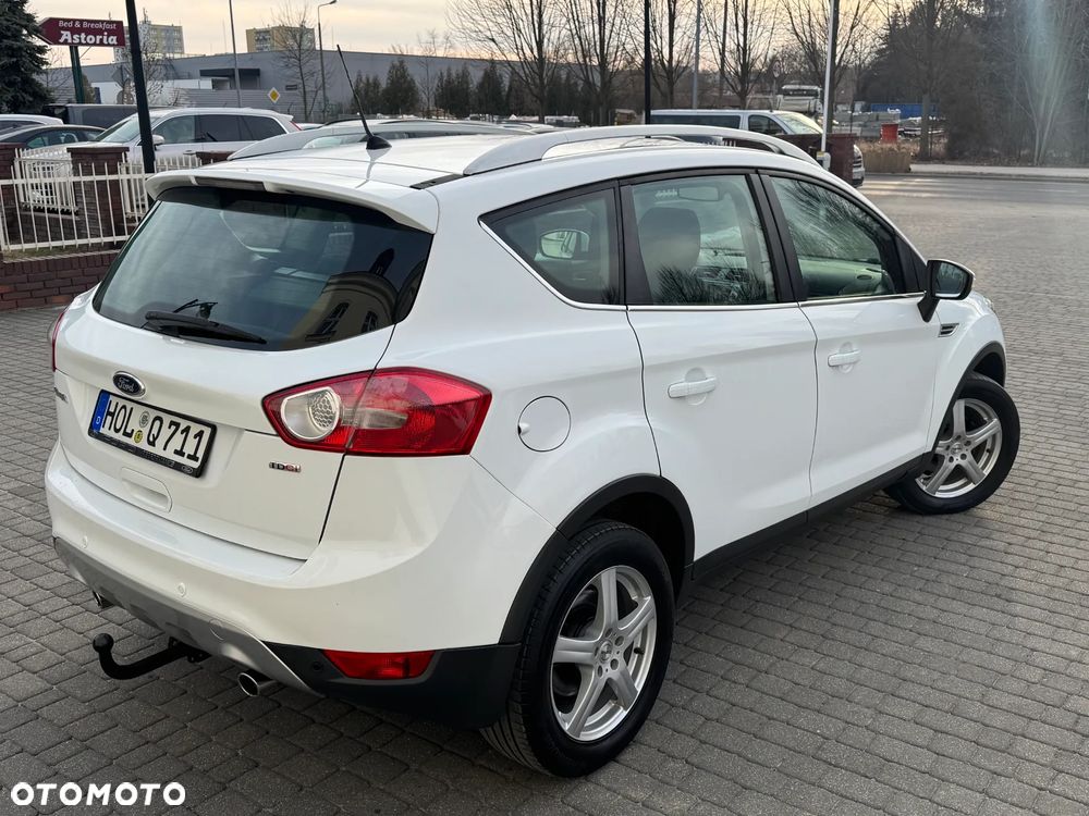 Ford Kuga 2.0 TDCi 4x4 Titanium - 4