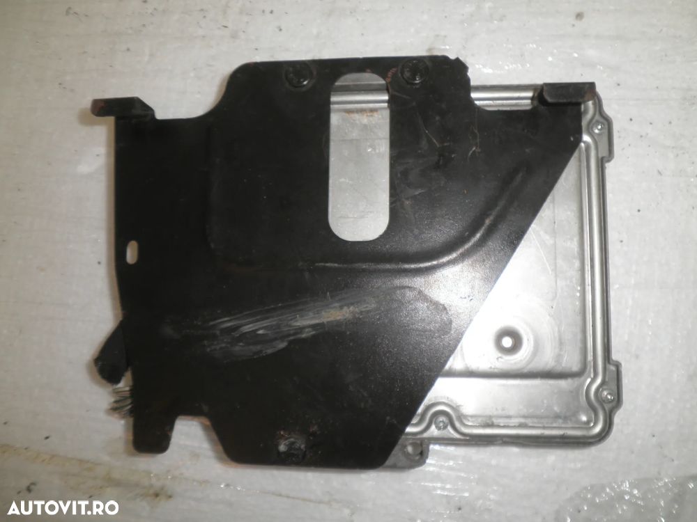 ECU / calculator motor Opel Vivaro B, Renault Trafic 2, 2016 1.6 CDTI 237103888R 0281031364 0281030991 0281031363 237103984R - 8