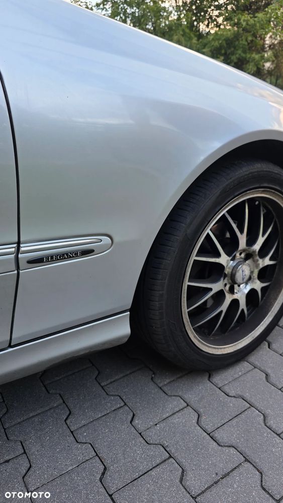 Mercedes-Benz CLK - 7