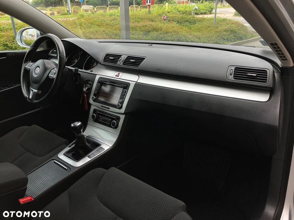 Volkswagen Passat 1.4 TSI Comfortline R-Style - 37