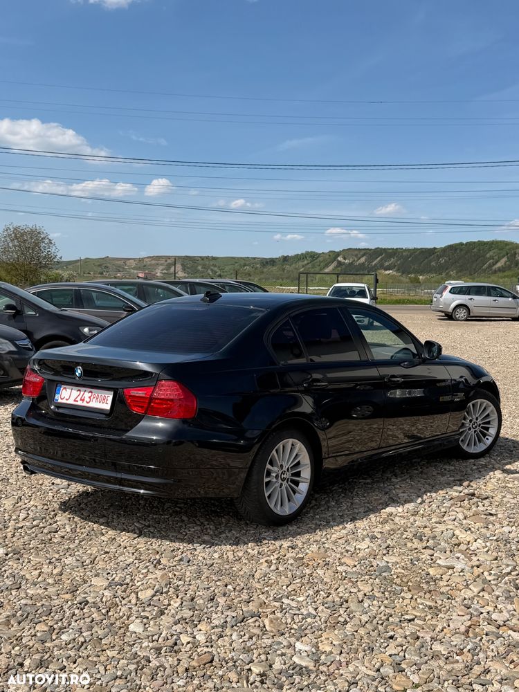 BMW Seria 3 320d xDrive DPF Aut. Edition Fleet Sport - 3