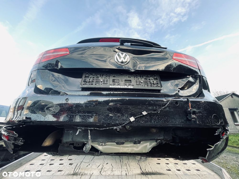 Volkswagen Passat 2.0 TDI (BlueMotion Technology) Highline - 37