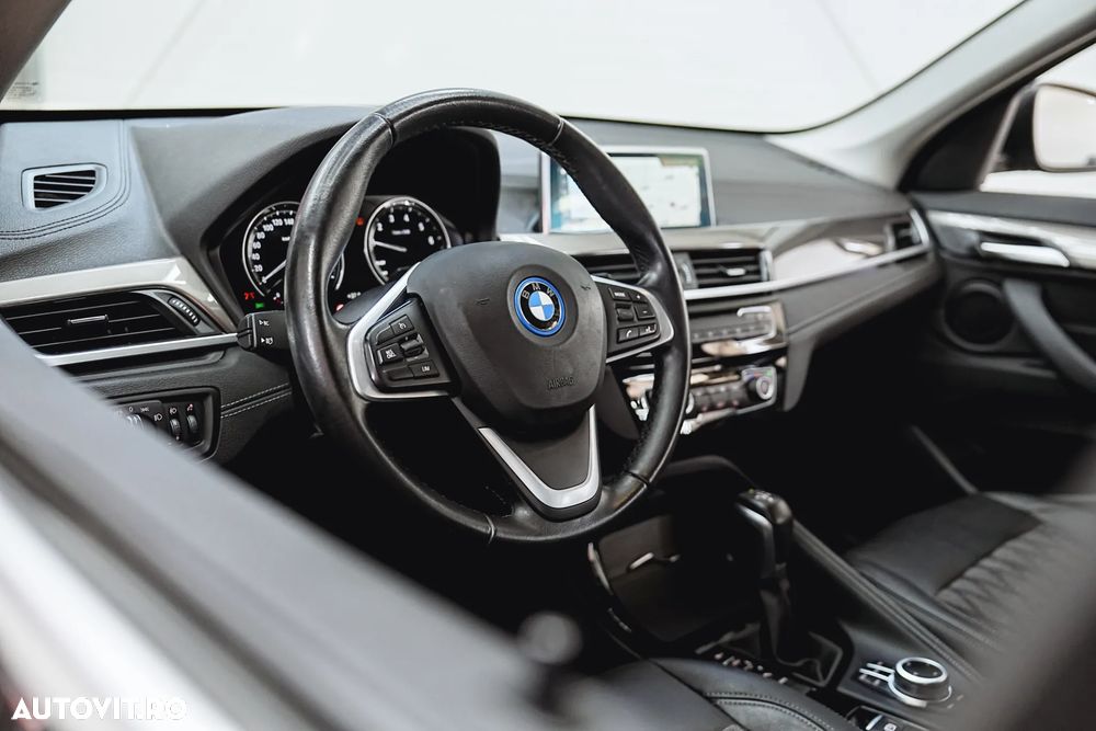 BMW X1 xDrive25e Sport Line - 13