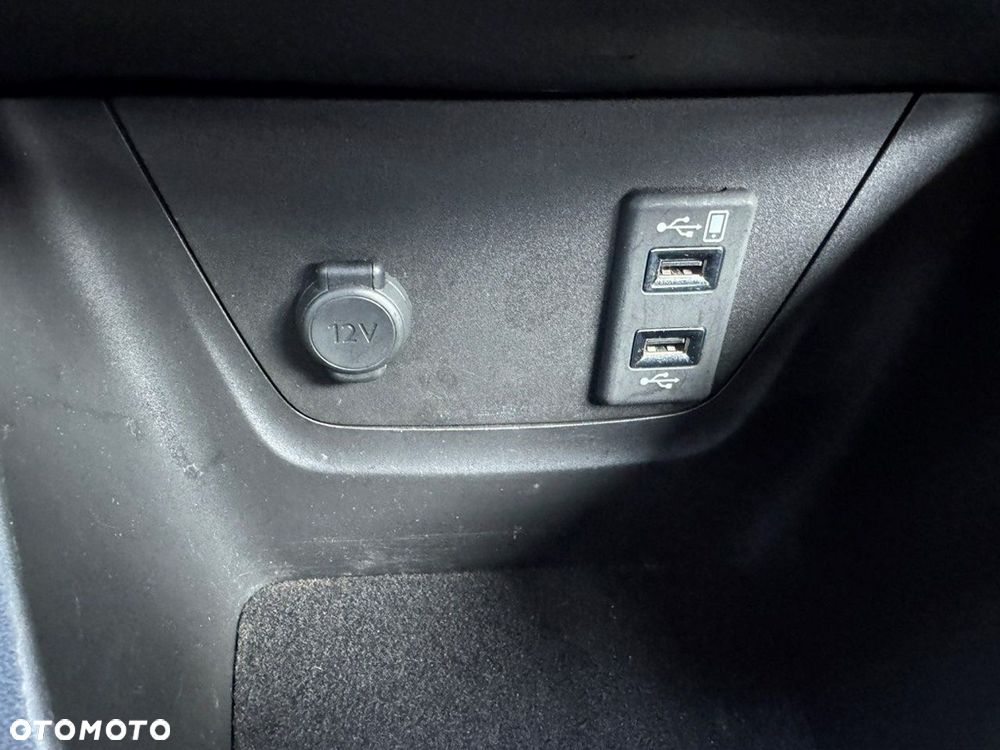 Opel Crossland X - 16