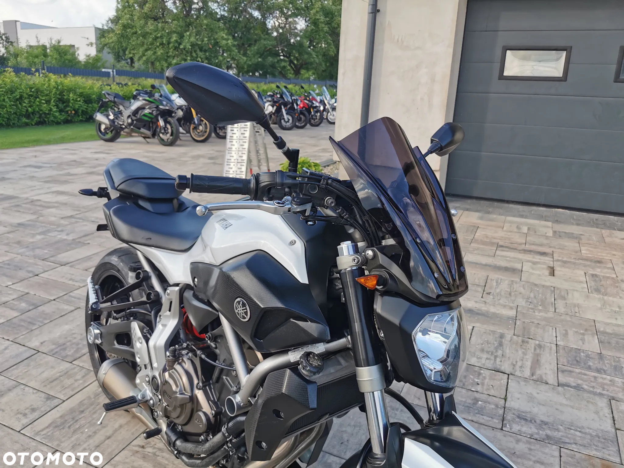 Yamaha MT - 24