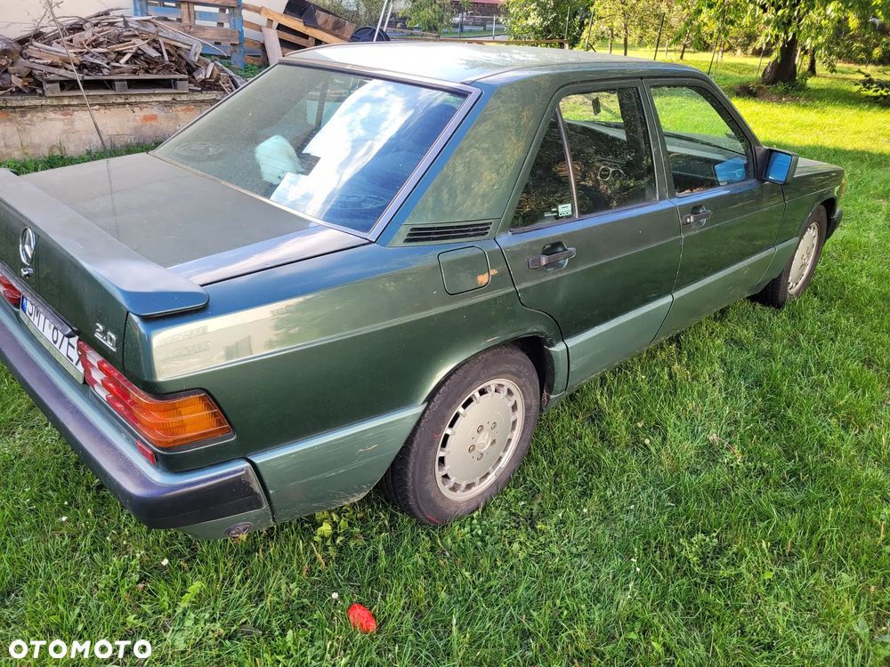 Mercedes-Benz W201 (190) - 17