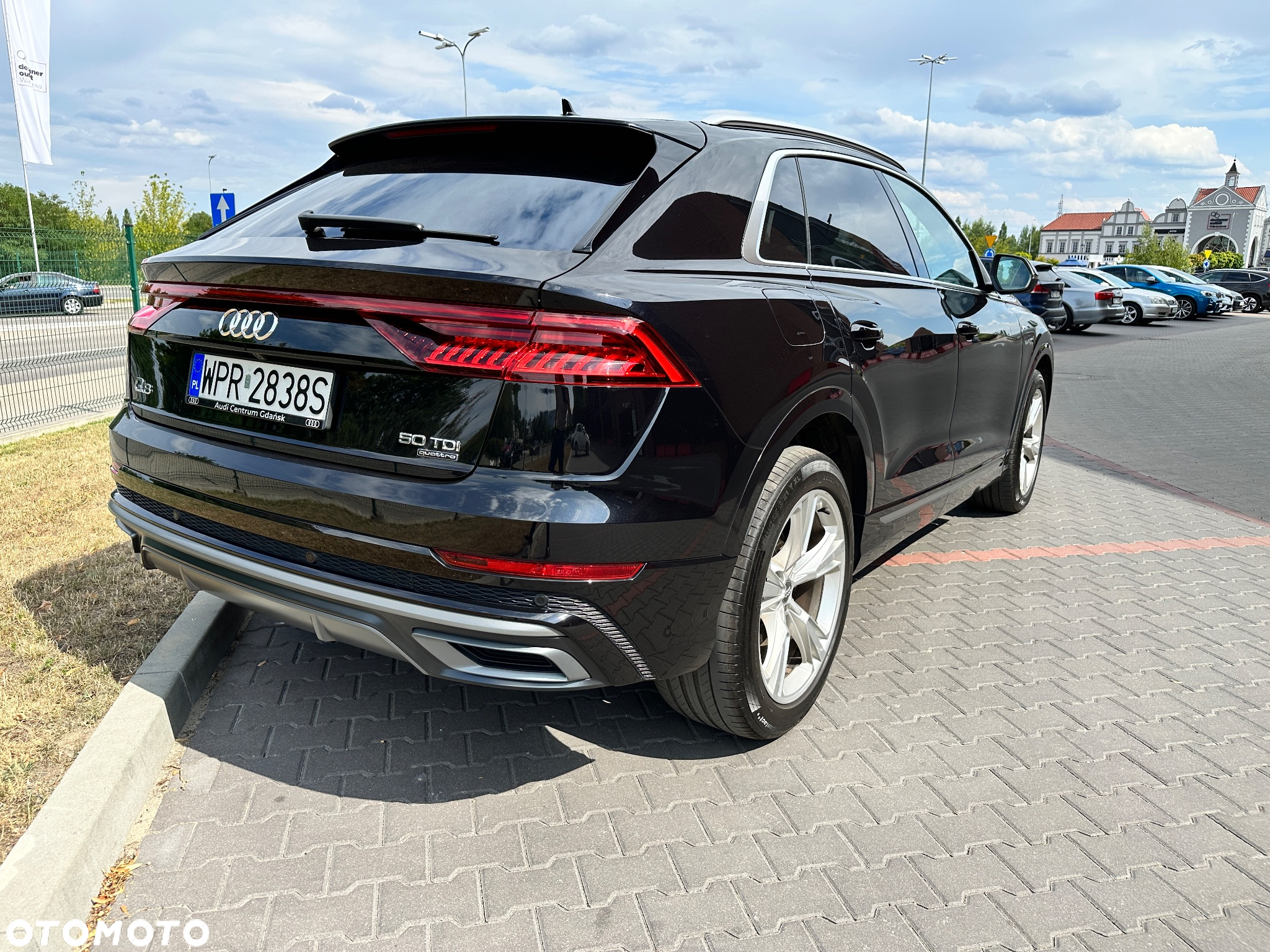 Audi Q8 - 14