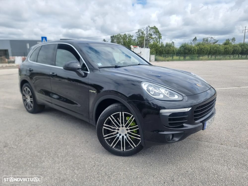 Porsche Cayenne S E-Hybrid - 11