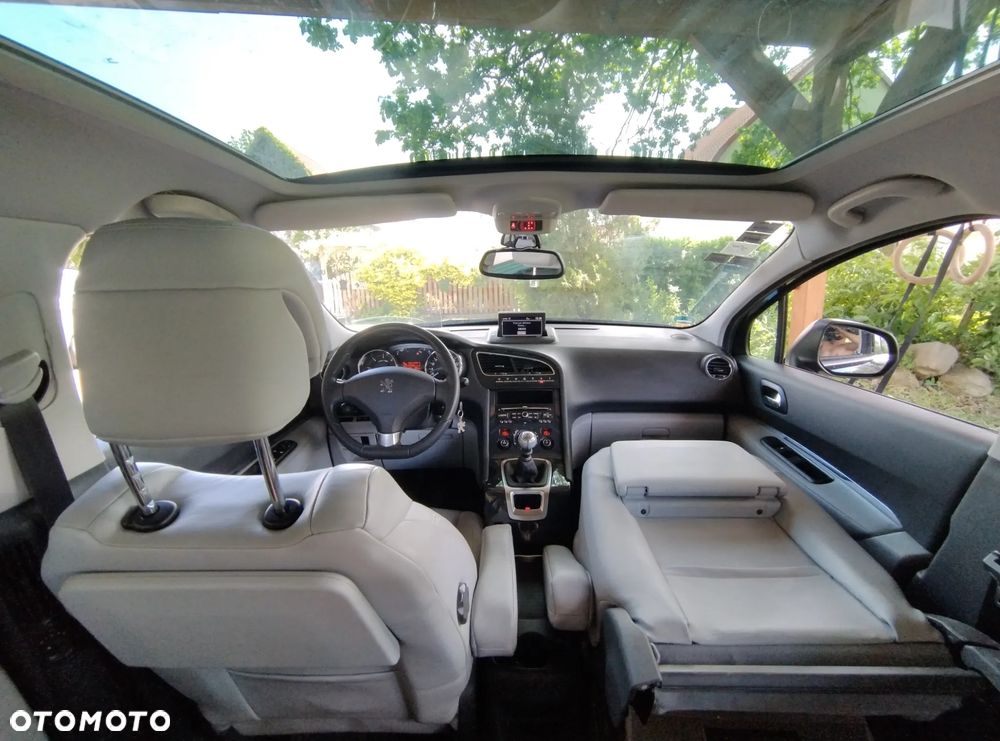 Peugeot 5008 HDI FAP 150 Platinum - 15