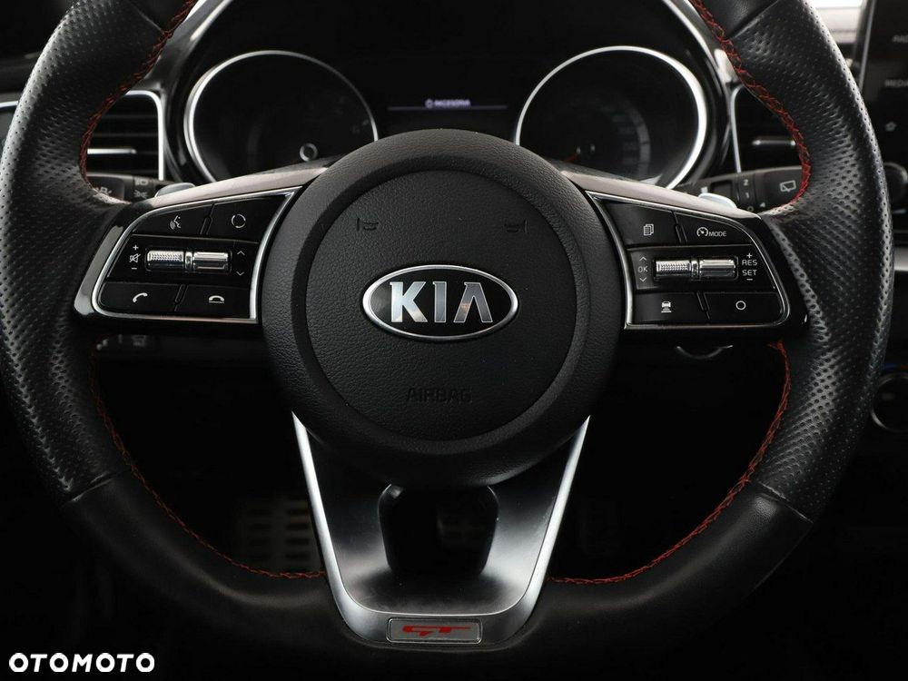 Kia ProCeed 1.6 T-GDI GT DCT - 22