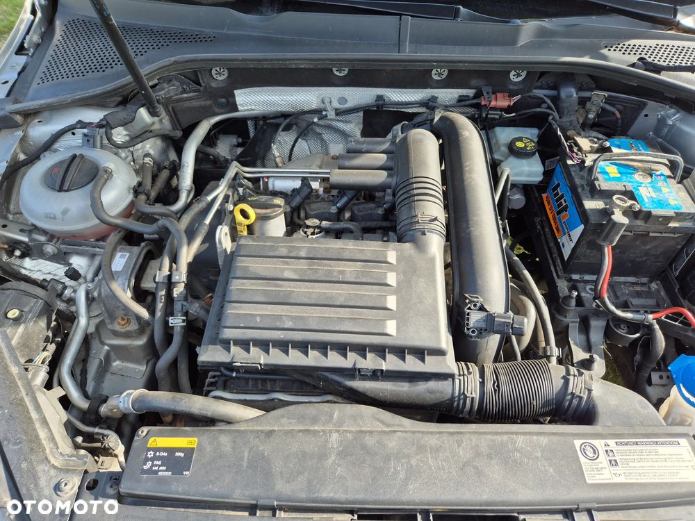 Volkswagen Golf VII 1.2 TSI BMT Trendline Perfectline - 10