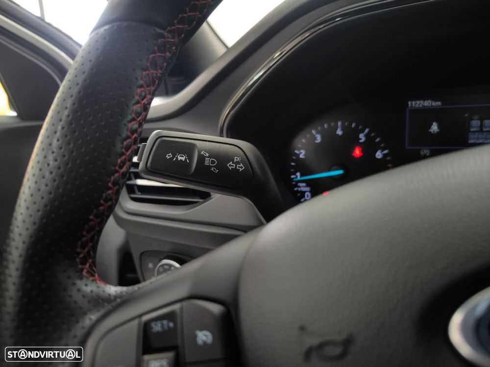 Ford Focus 1.0 EcoBoost MHEV ST-Line - 20