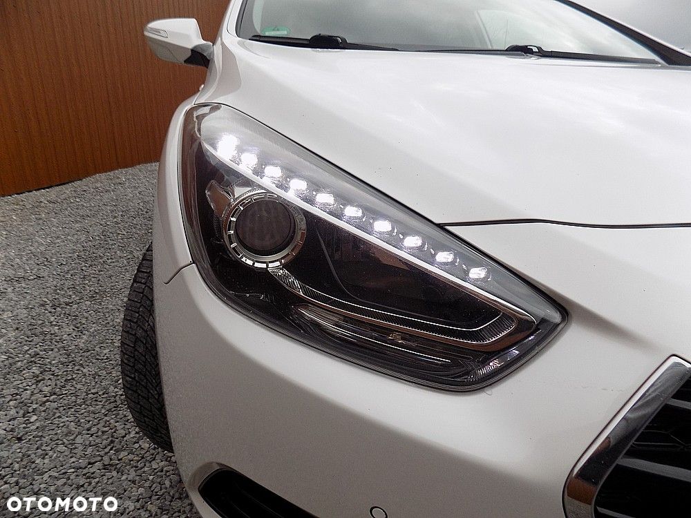 Hyundai i40 - 24