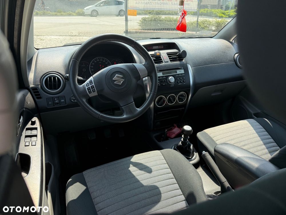 Suzuki SX4 1.9 DDiS DPF 4x2 Comfort - 10