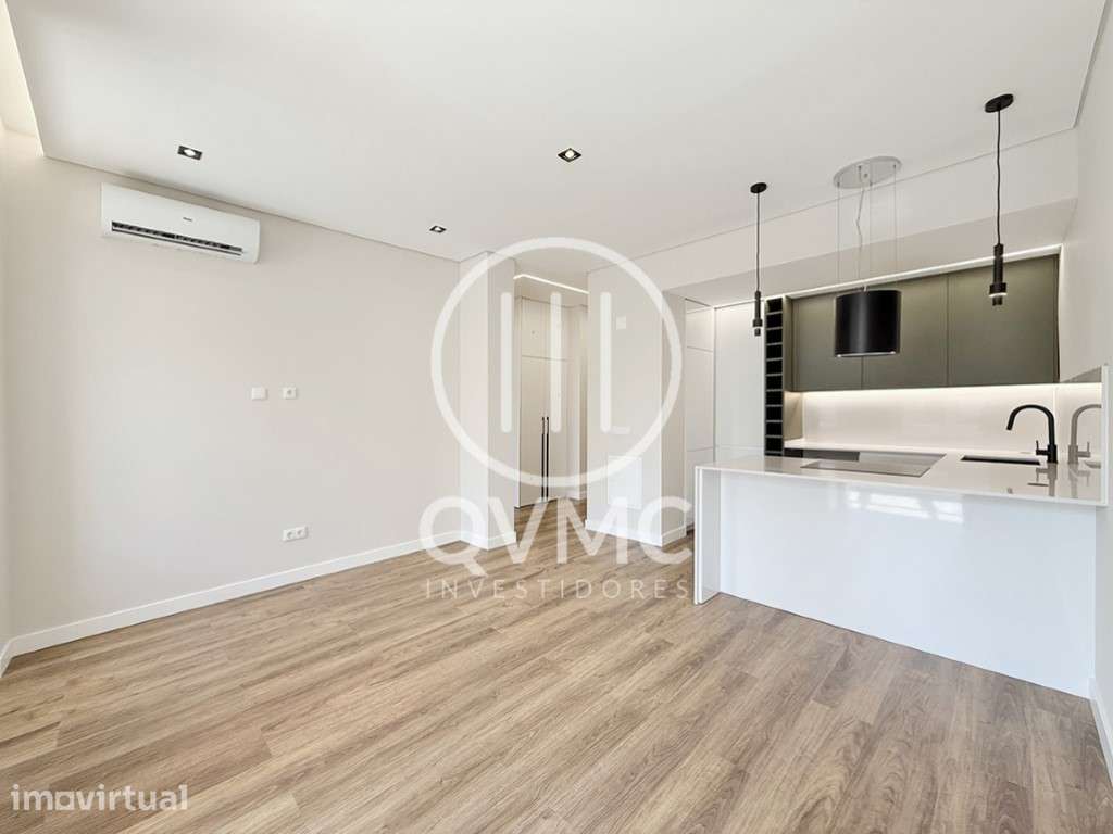 T3 em Lisboa totalmente renovado c/ logradouro - Grande imagem: 3/47