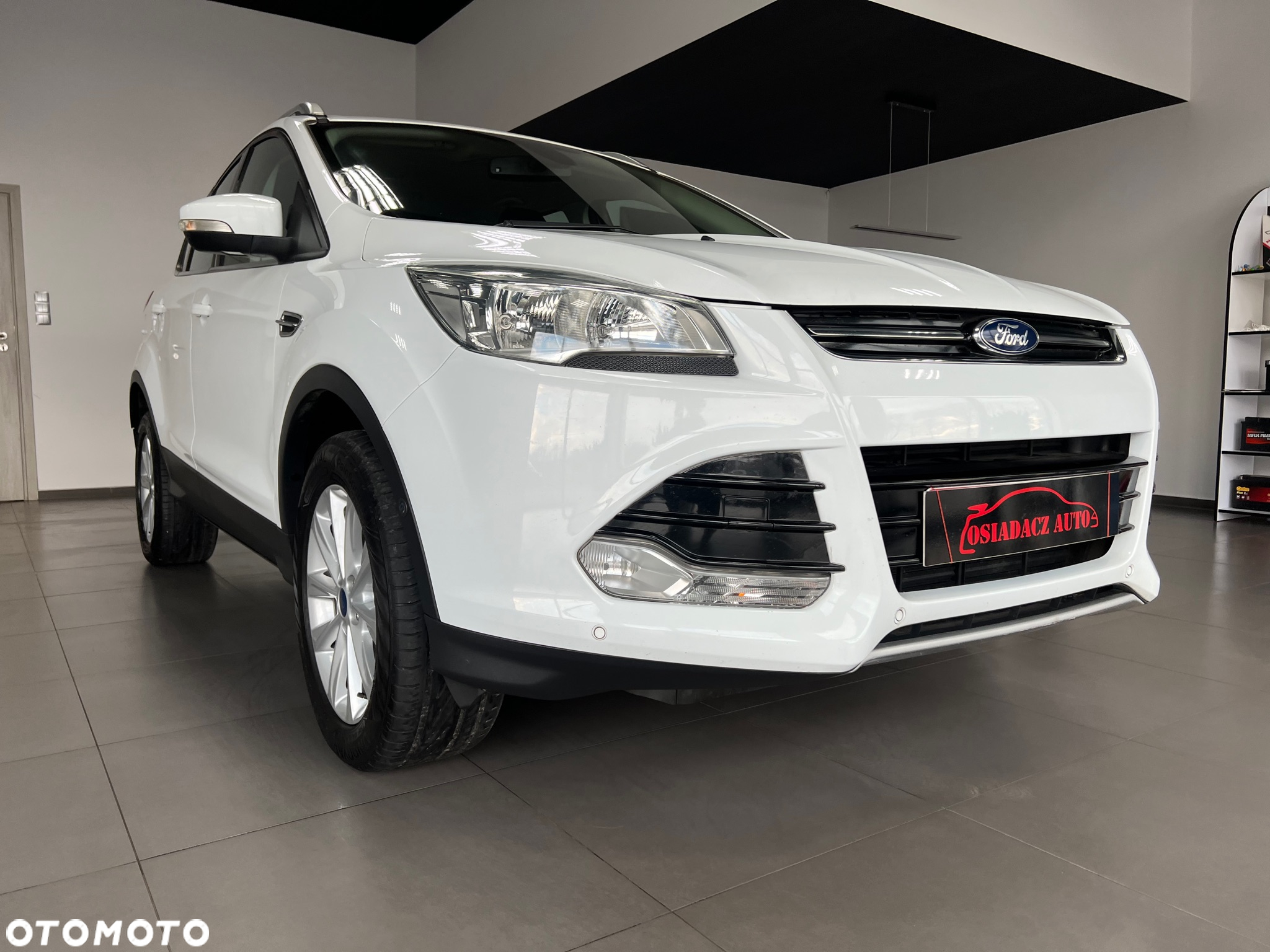 Ford Kuga - 8