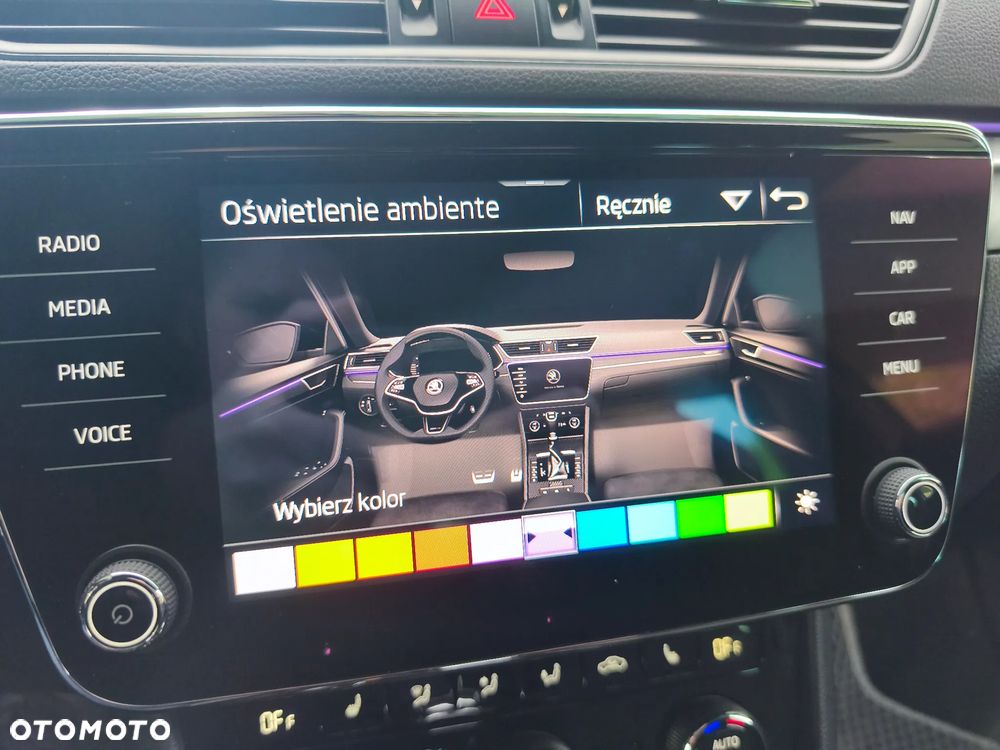 Skoda Superb 2.0 TSI Sportline DSG - 37