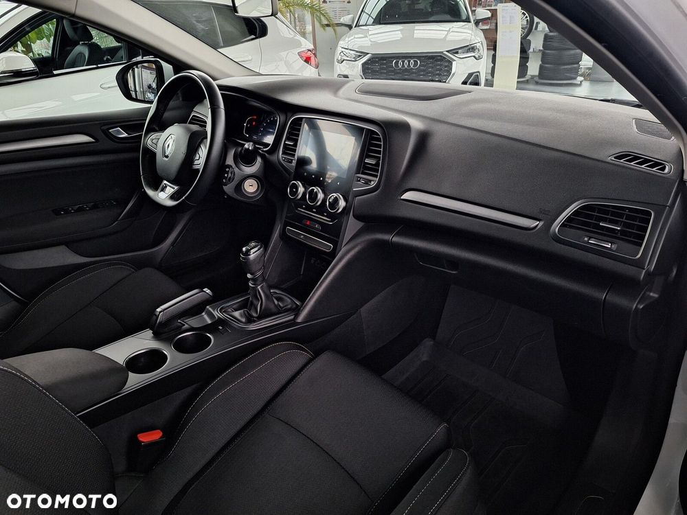 Renault Megane 1.5 Blue dCi Zen - 16