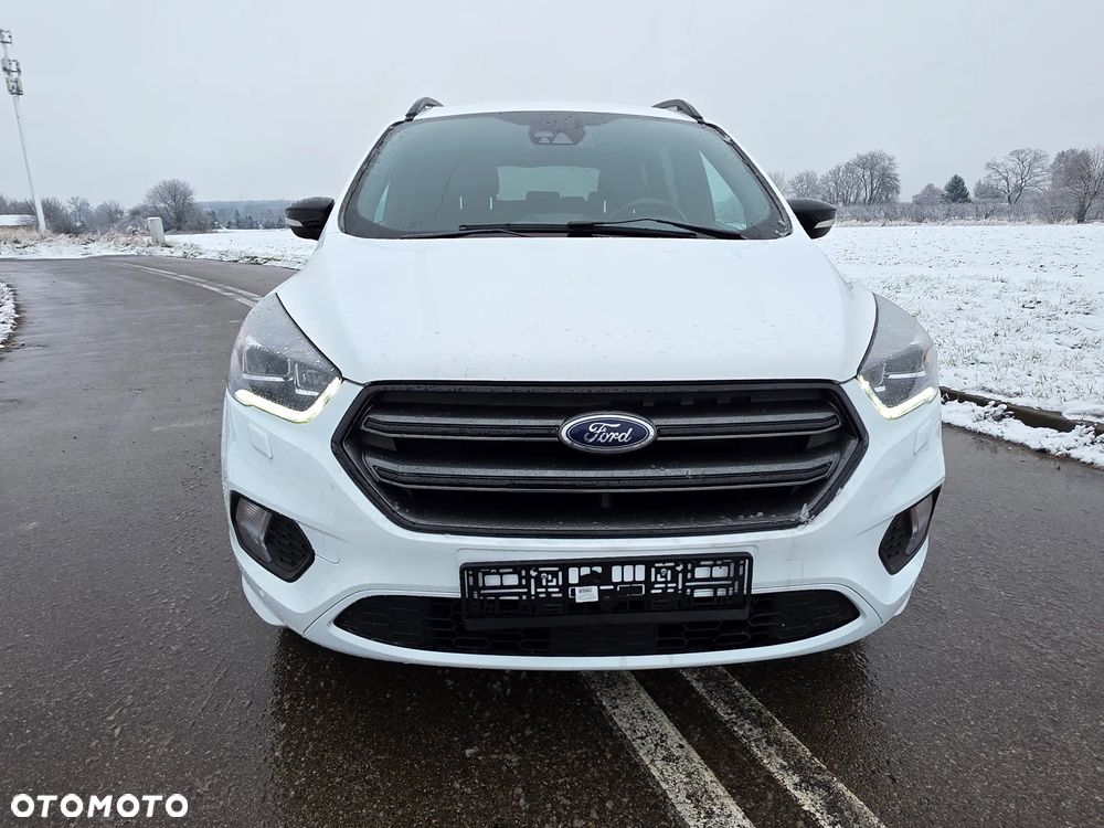Ford Kuga 2.0 TDCi 4x4 ST-Line - 34