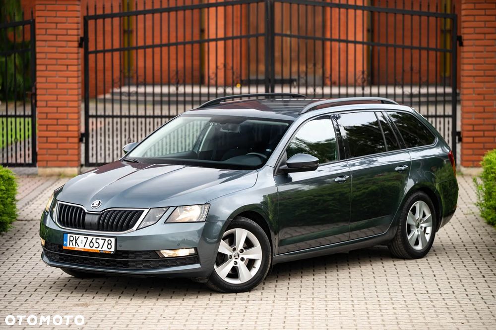 Skoda Octavia 2.0 TDI Clever DSG - 3