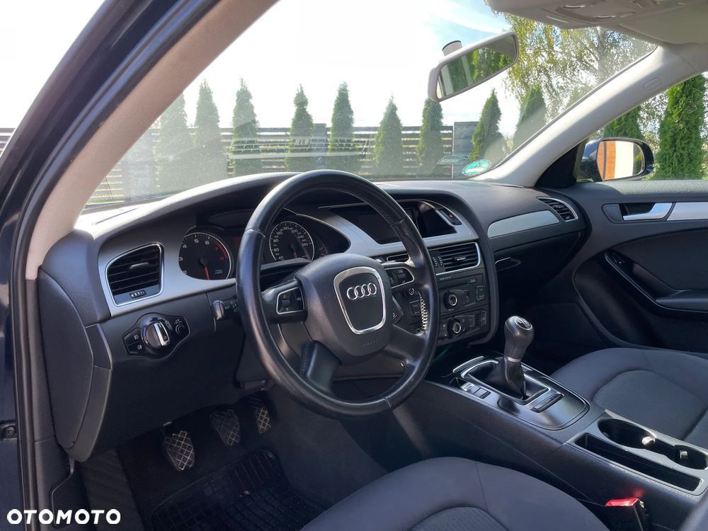 Audi A4 - 32