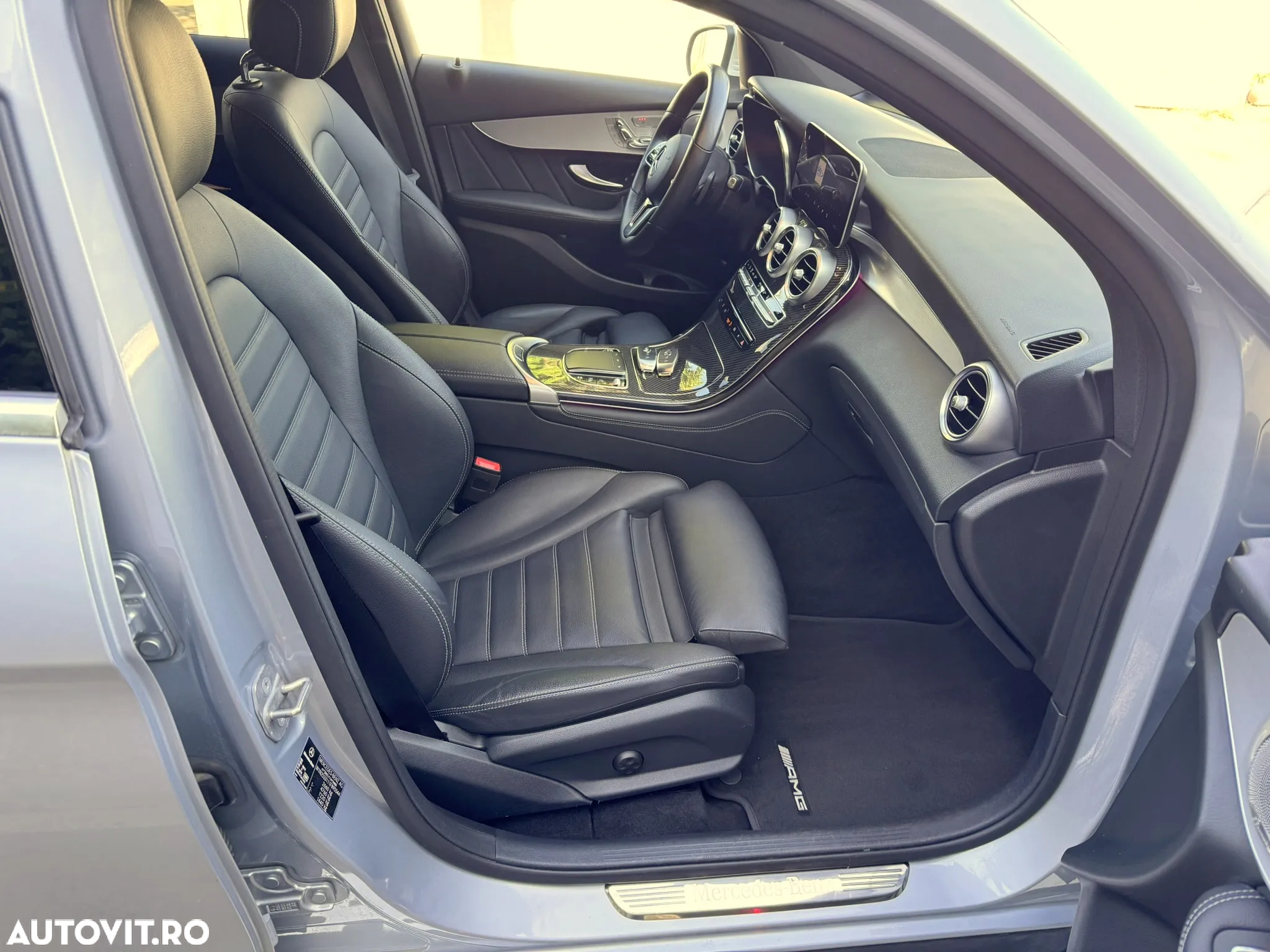 Mercedes-Benz GLC Coupe 300 de 4Matic 9G-TRONIC AMG Line - 30
