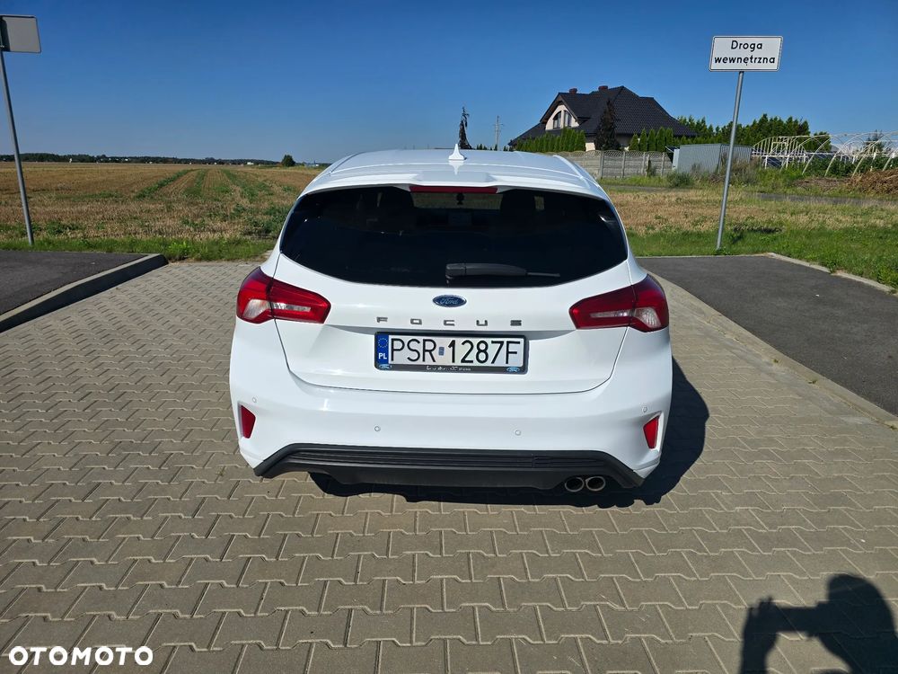 Ford Focus 1.5 EcoBoost ST-Line - 6
