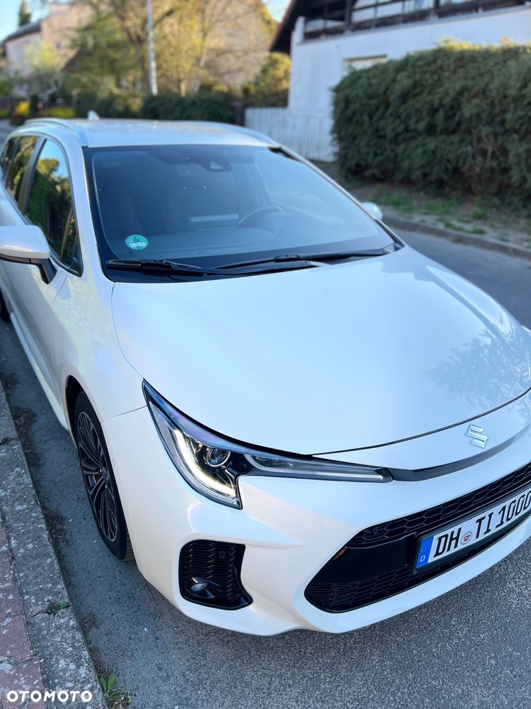 Suzuki Swace 1.8 Hybrid Premium Plus CVT - 10